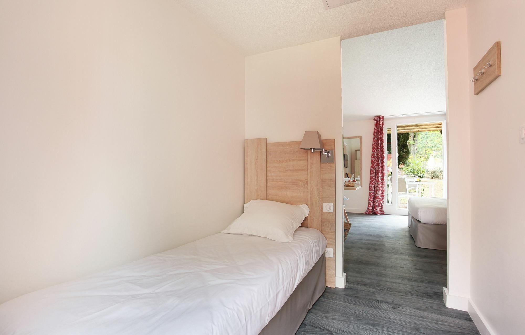 Residence Odalys Le Village Camarguais Les Gardians Арль Экстерьер фото