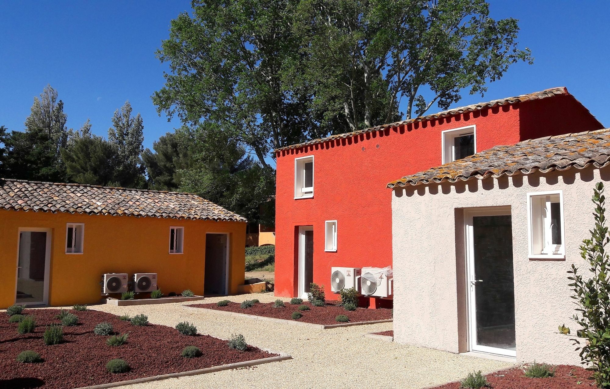 Residence Odalys Le Village Camarguais Les Gardians Арль Экстерьер фото