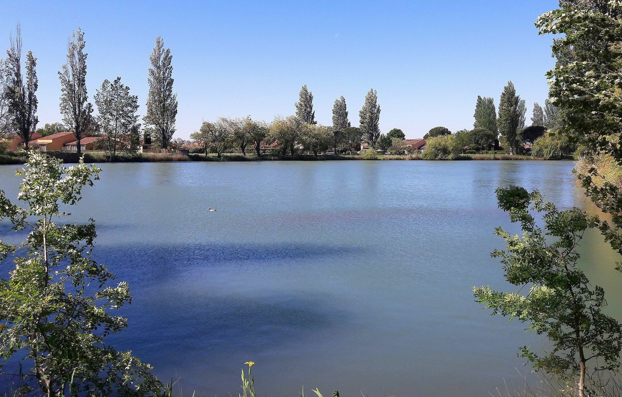 Residence Odalys Le Village Camarguais Les Gardians Арль Экстерьер фото